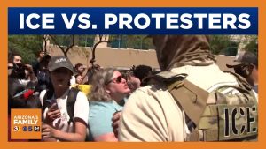 Raw Video: Protesters get physical with ICE agents outside Phoenix immigration cour