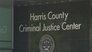 Cleaning crew finds inmate left behind after hearing in Harris County courthouse
