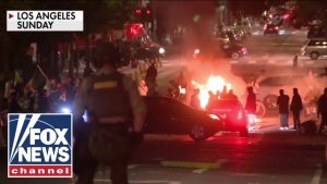 Hosts react to escalating anti-ICE violence: ‘This only ends one way’