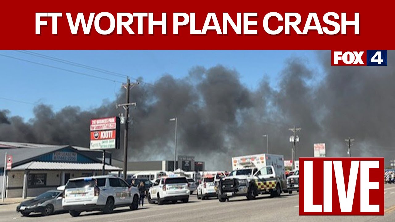 Plane Crash in Fort Worth, Multiple Semitrucks on fire