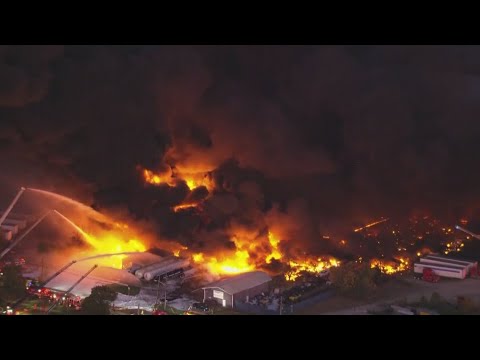 Officials to give update on deadly UPS plane crash in Louisville