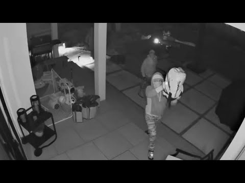 Bellaire burglars caught on camera using Wi-Fi jammer to dodge surveillance