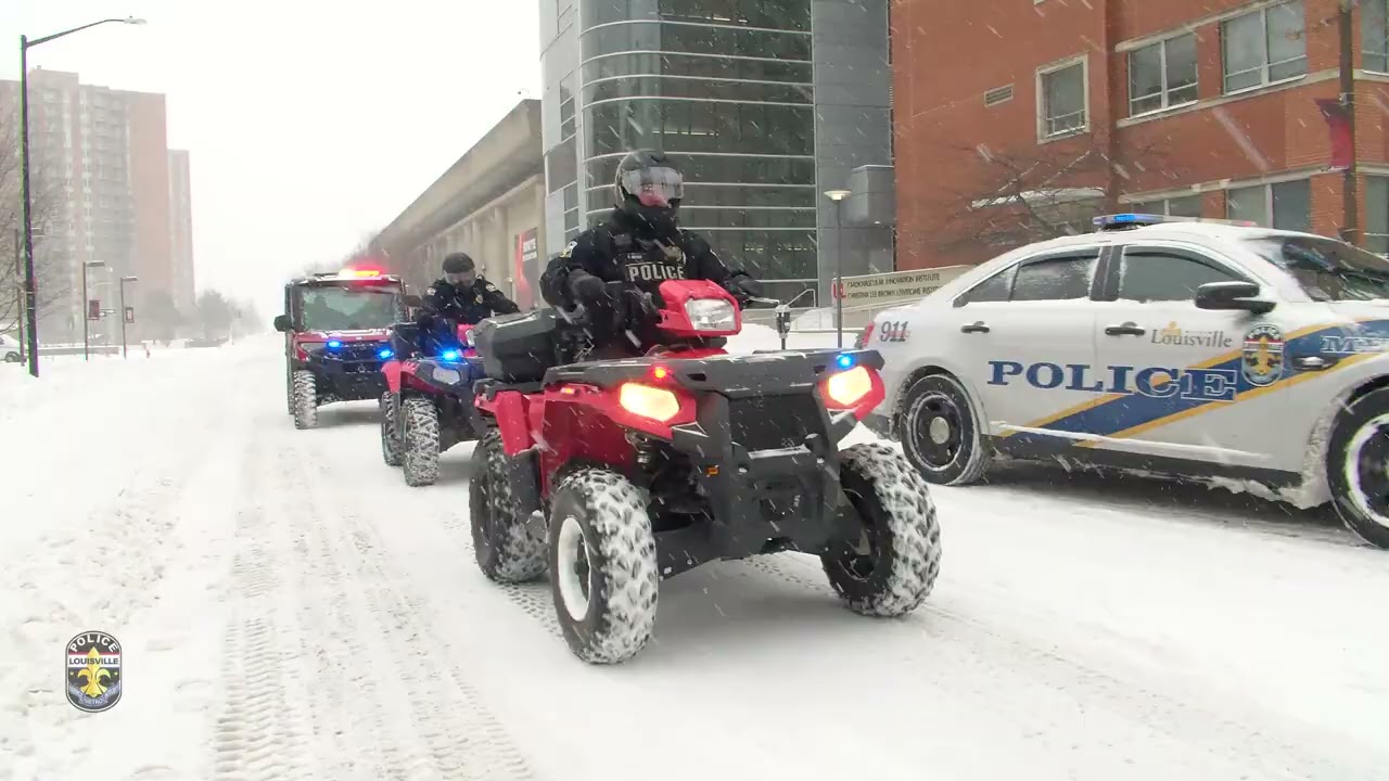 1/25/26 LMPD OFFICER RANDALL RICHARDSON & DAP IN SNOW STORM