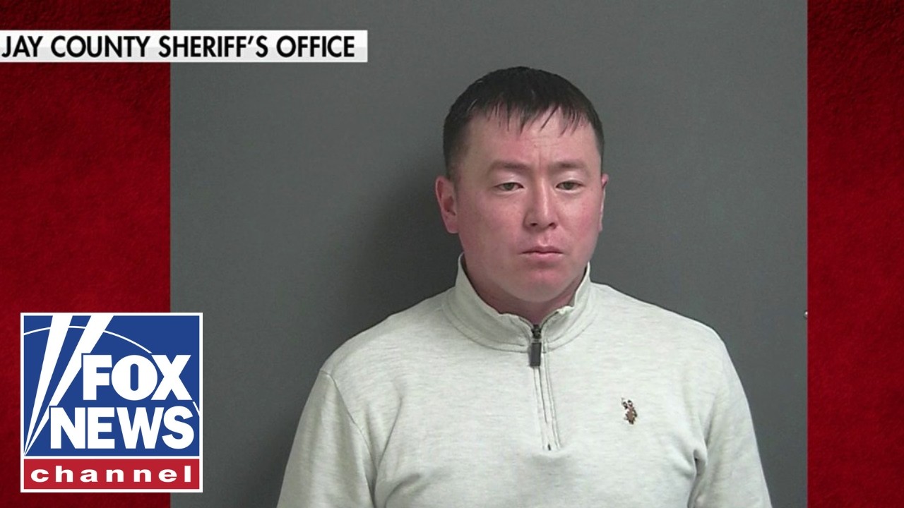 Semi-truck driver in ICE custody after deadly head-on crash