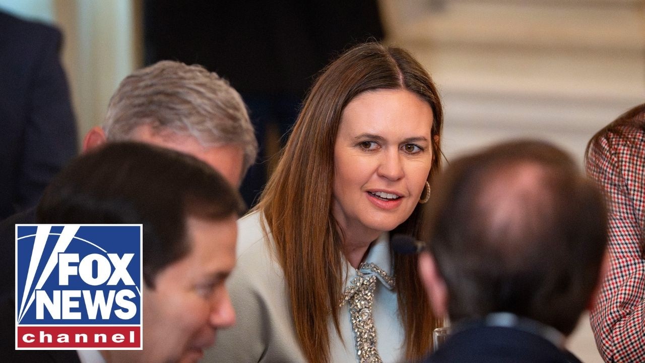 Arkansas governor speaks out after getting kicked out of a restaurant AGAIN