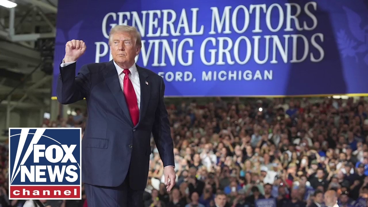 Trump BETS BIG on booming economy ahead of midterms